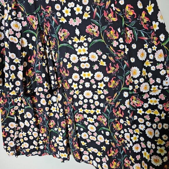 NWT STRUT & BOLT FLORAL BUSTIER STYLE TIERED MAXI DRESS SIZE M - Picture 12 of 16